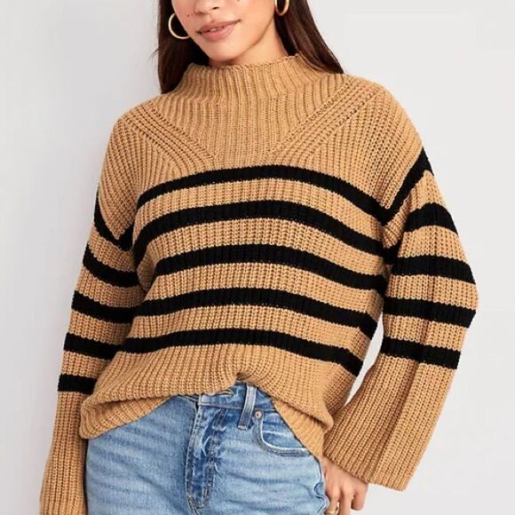 Old‎ Navy Mock-Neck Tunic Sweater - Picture 1 of 8